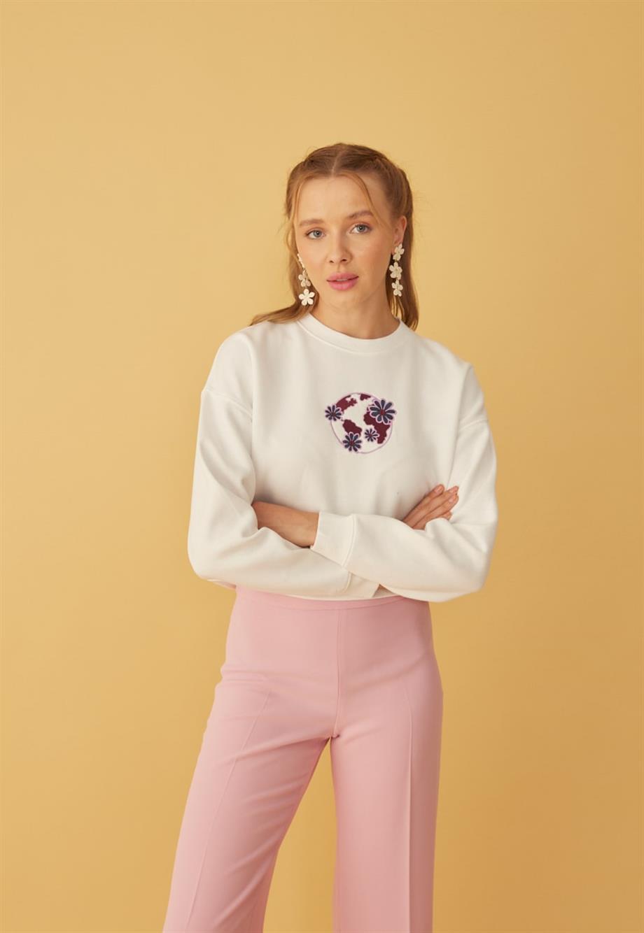 Kadın Önü Mor Nakışlı 3 İplik Şardonlu Sweatshirt