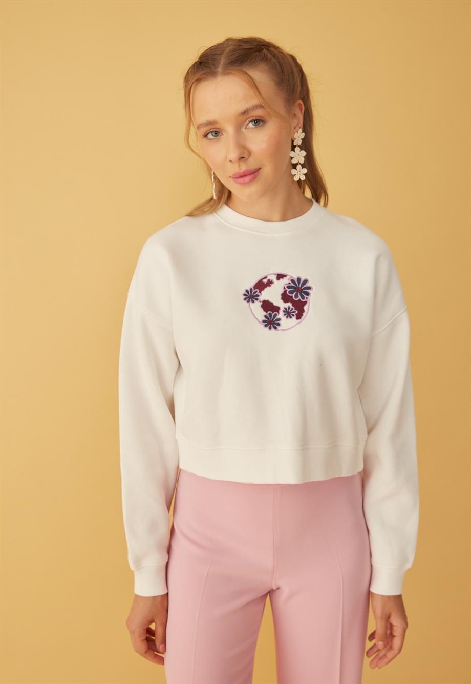 Kadın Önü Mor Nakışlı 3 İplik Şardonlu Sweatshirt
