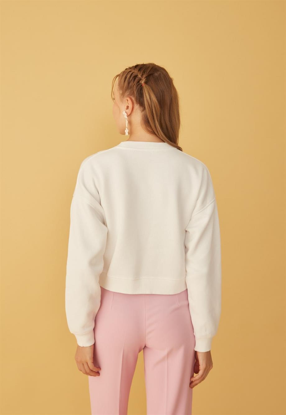 Kadın Önü Mor Nakışlı 3 İplik Şardonlu Sweatshirt