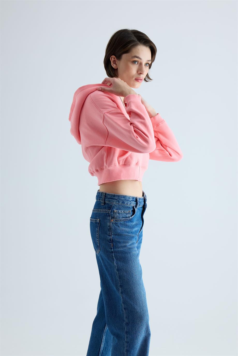 Kadın Pembe Renk Kapüşonlu Şardonlu Crop Sweatshirt Hırka