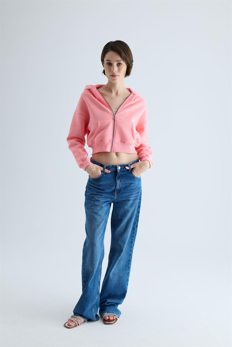 Kadın Pembe Renk Kapüşonlu Şardonlu Crop Sweatshirt Hırka