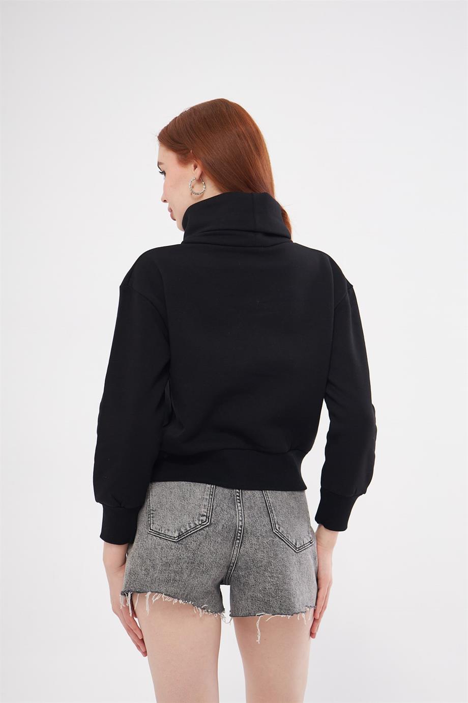 Kadın Siyah Balıkçı Yaka Sweatshirt