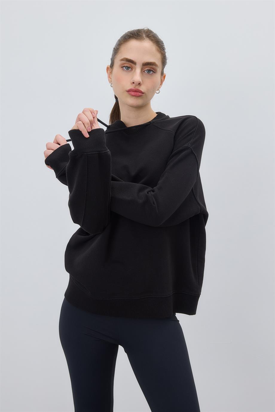 Kadın Siyah Kordon Detaylı Sweatshirt