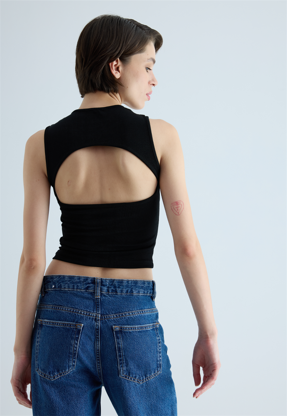 Kadın Siyah Sırt Dekolteli Crop Bluz