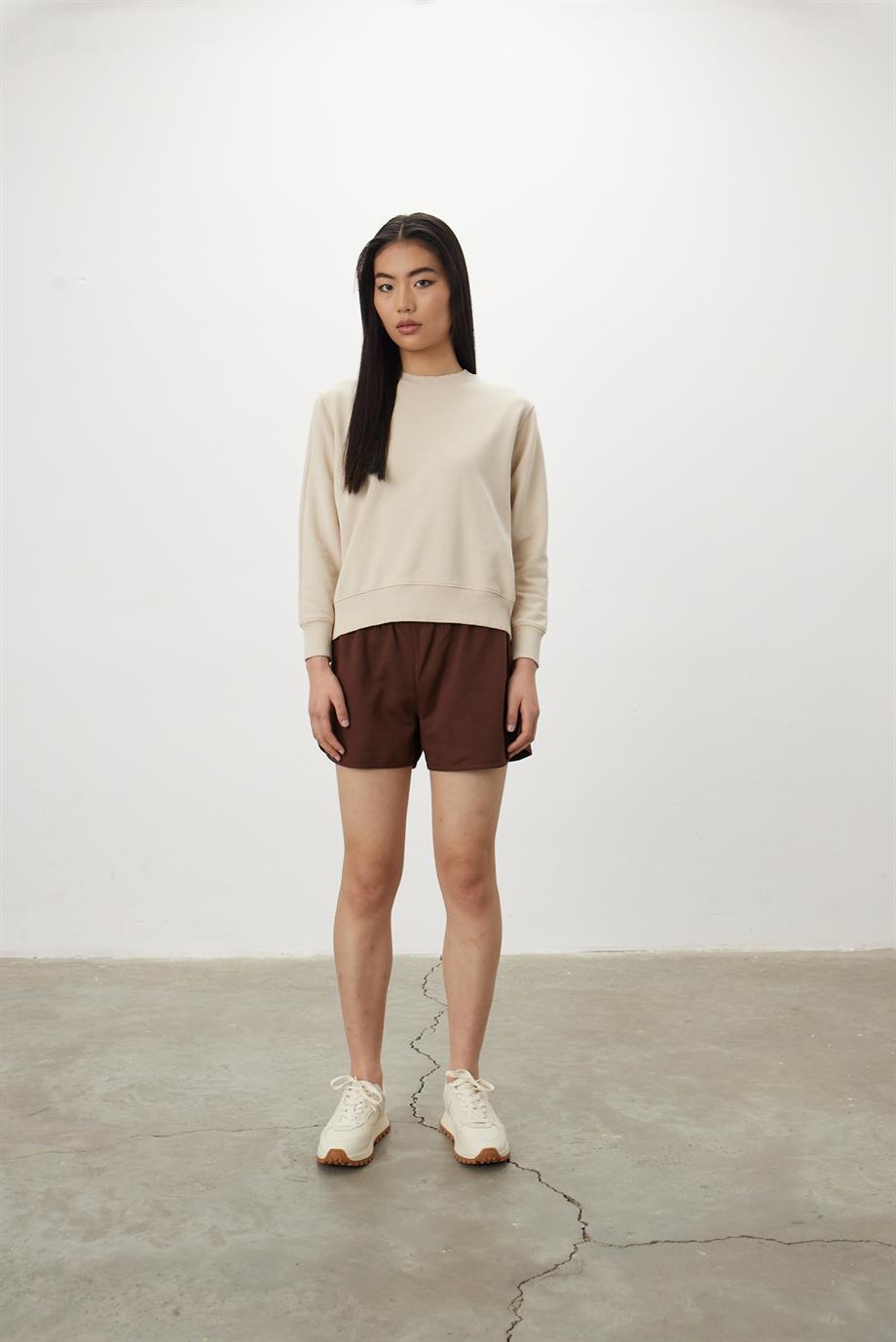 Kadın Taş Renk Basic Şardonsuz Sweatshirt