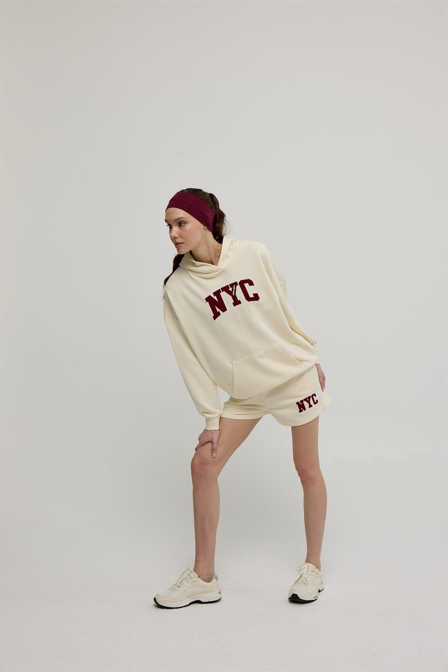 Kadın Vanilya NYC Baskılı Sweatshirt