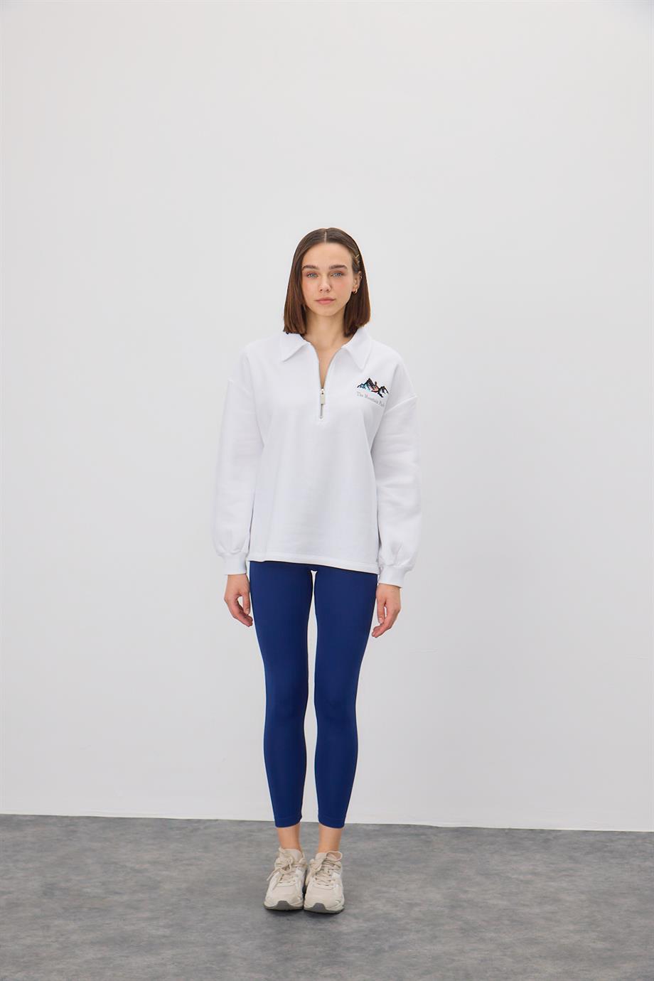 Kadın Yarım Fermuarlı Polo Yaka Sweatshirt