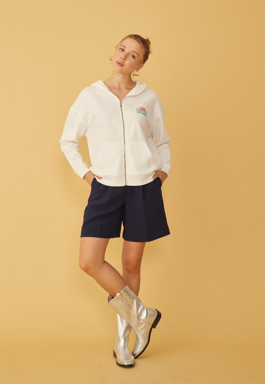 Kapüşonlu Fermuarlı Baskı Detaylı Sweatshirt