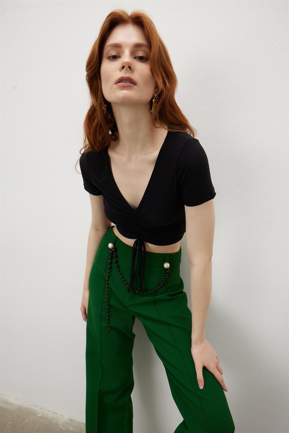 Ortası Büzgülü V Yaka Crop Bluz