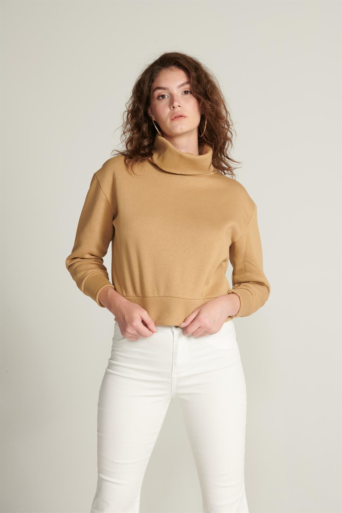 Balıkçı Yaka Sweatshirt