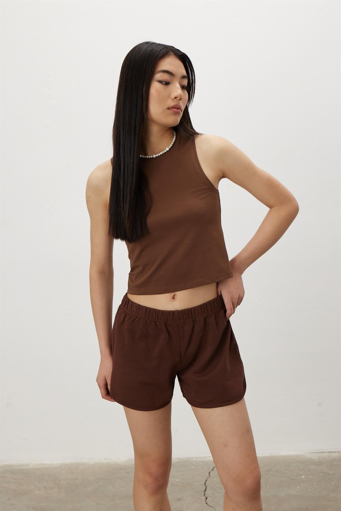 Bisiklet Yaka Sıfır Kol Crop Bluz