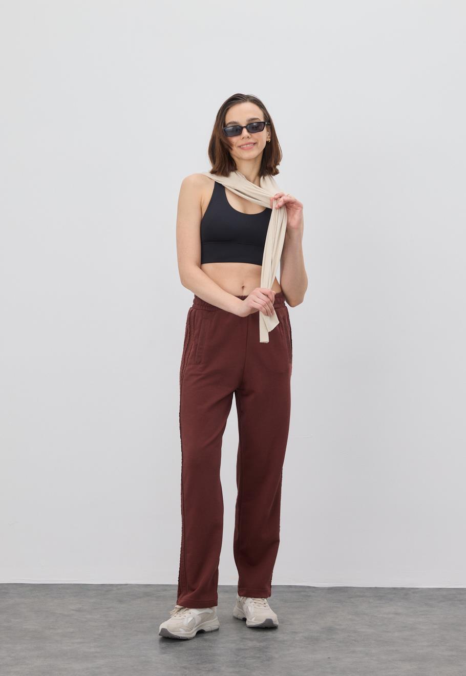 Çikolata eşofman altı