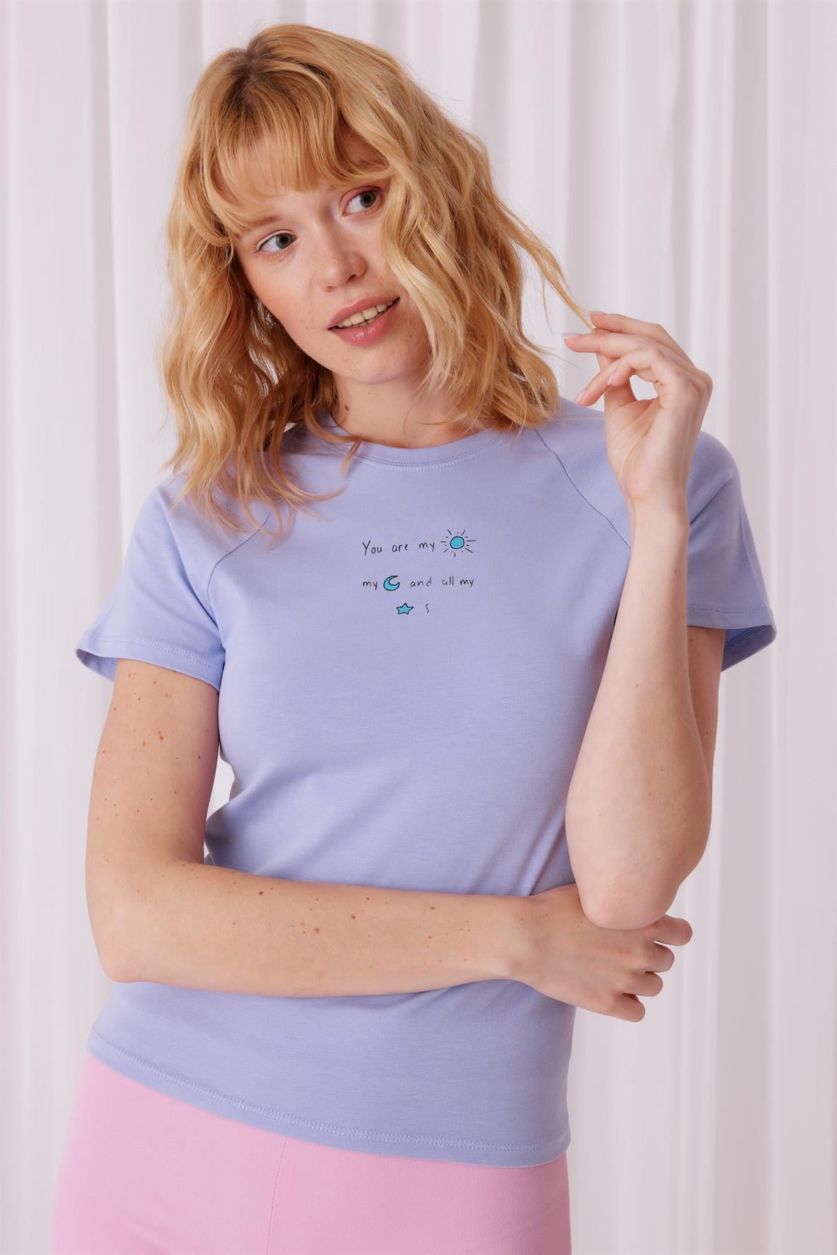 Kadın Baskılı Lila Kısa Kollu T-Shirt