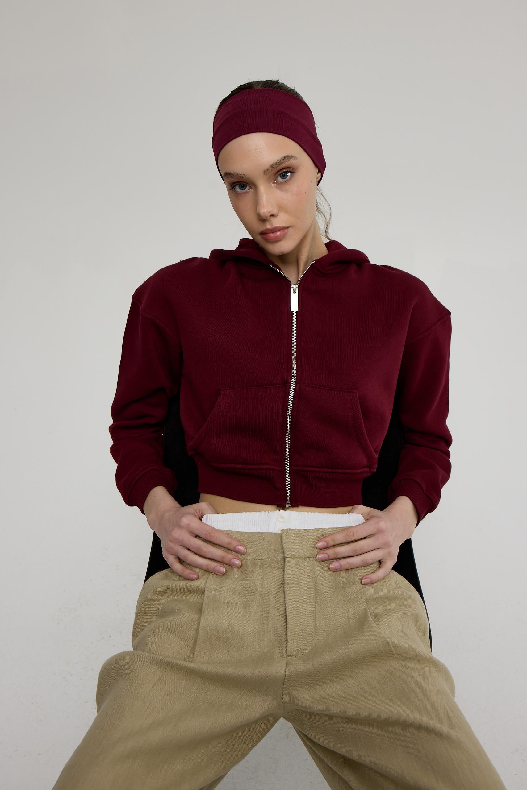 Kadın Bordo Renk Kapüşonlu Crop Sweatshirt Hırka