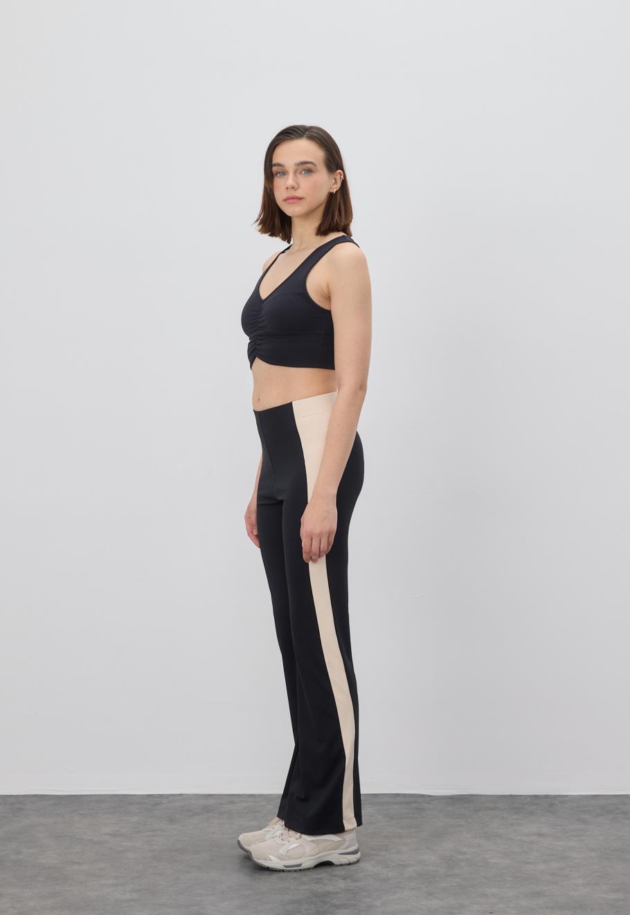 Önü Büzgülü Crop Bluz