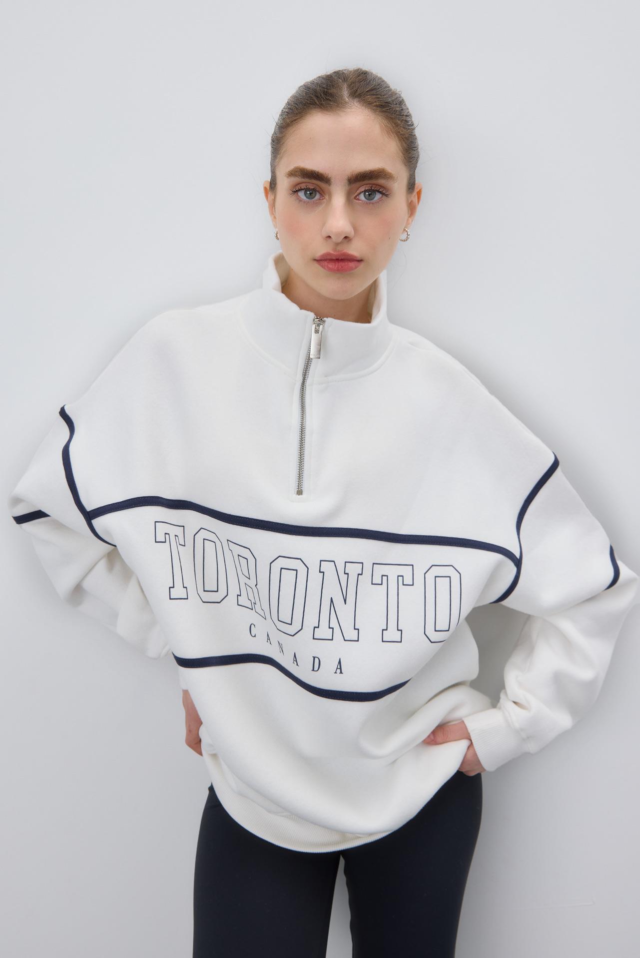 Şardonlu Yarım Fermuarlı Baskılı Sweatshirt