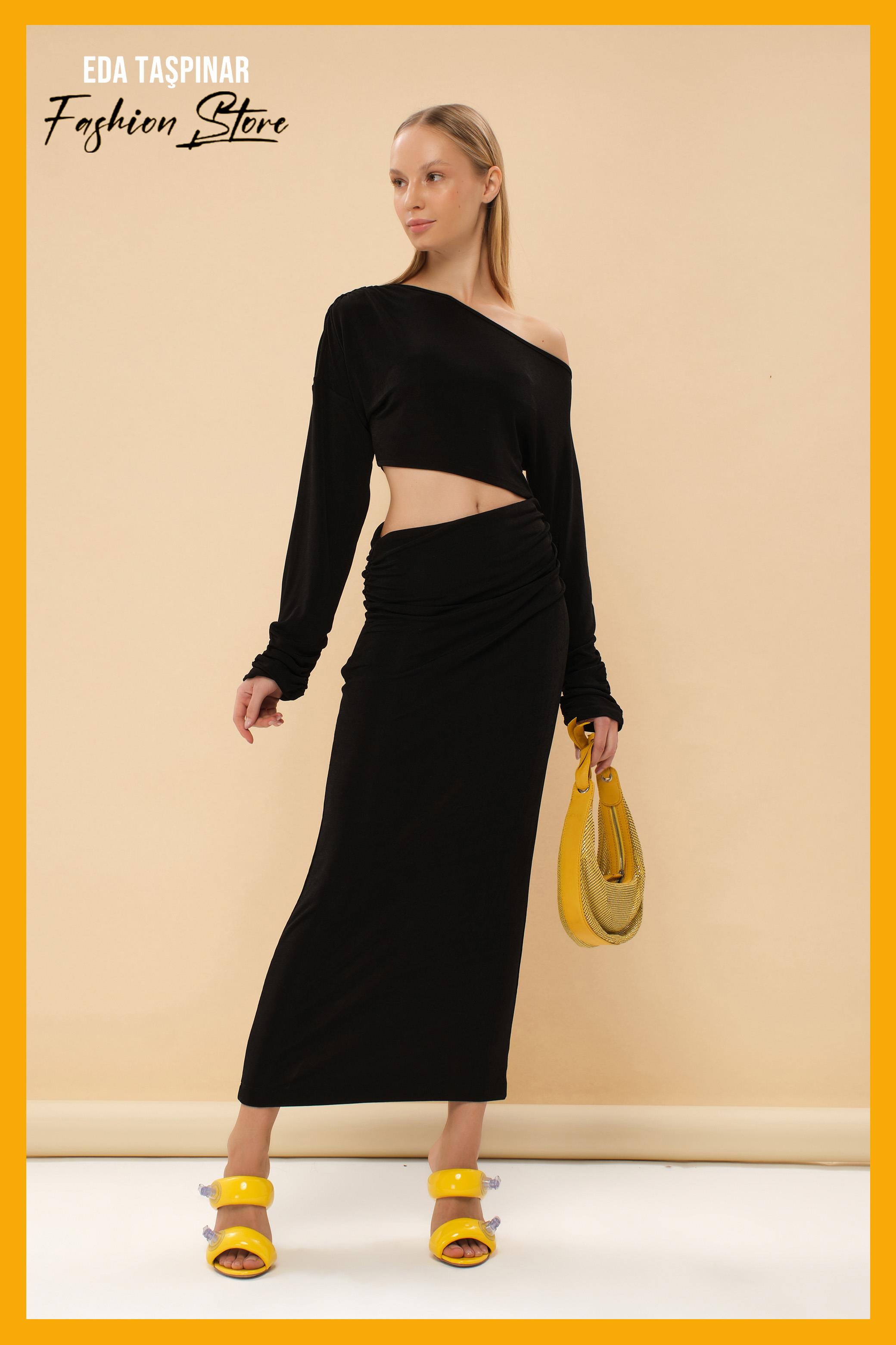 Düşük Omuz Cut-Out Detaylı Elbise 