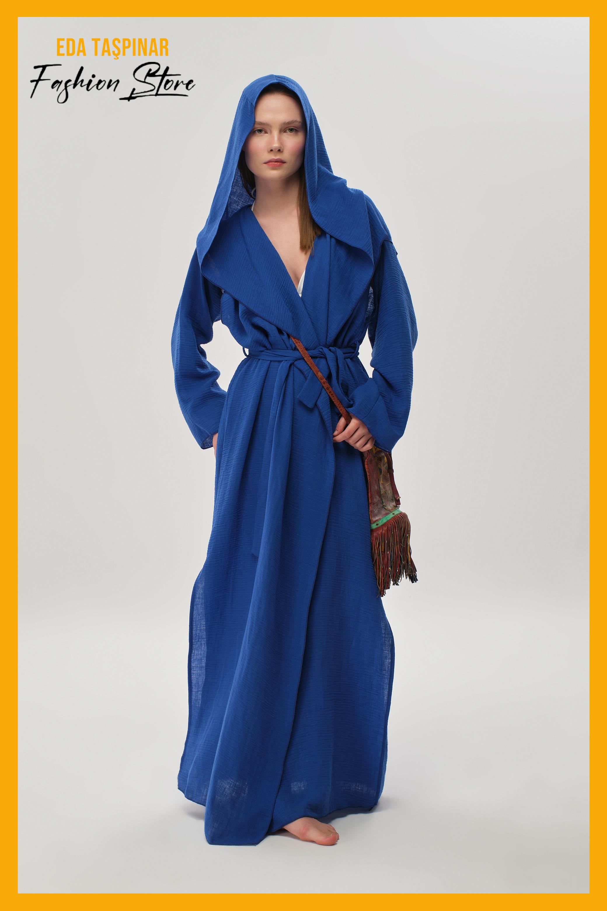 Iconic Design Kapüşonlu Kaftan 