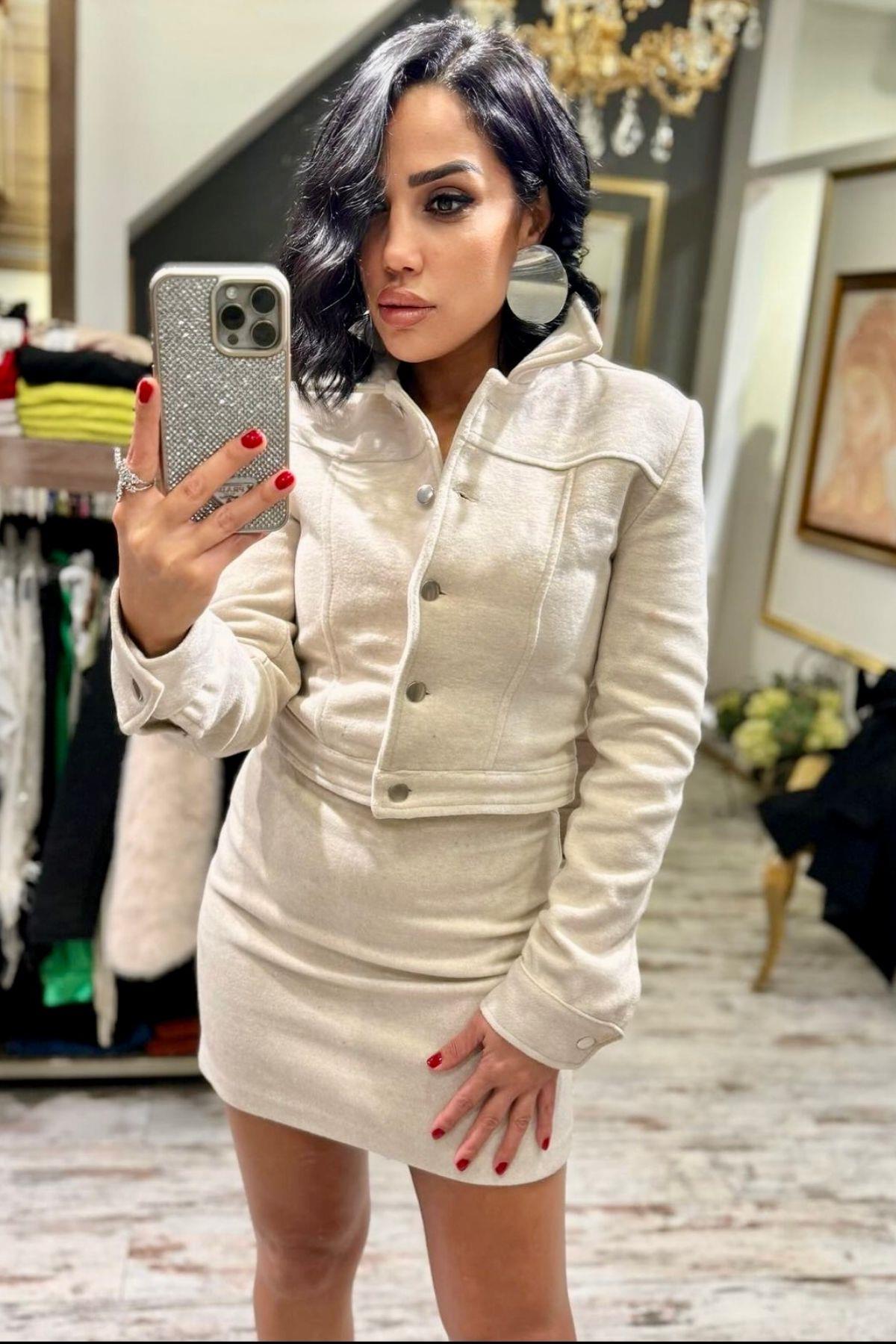 Düğmeli Ceket Ekru