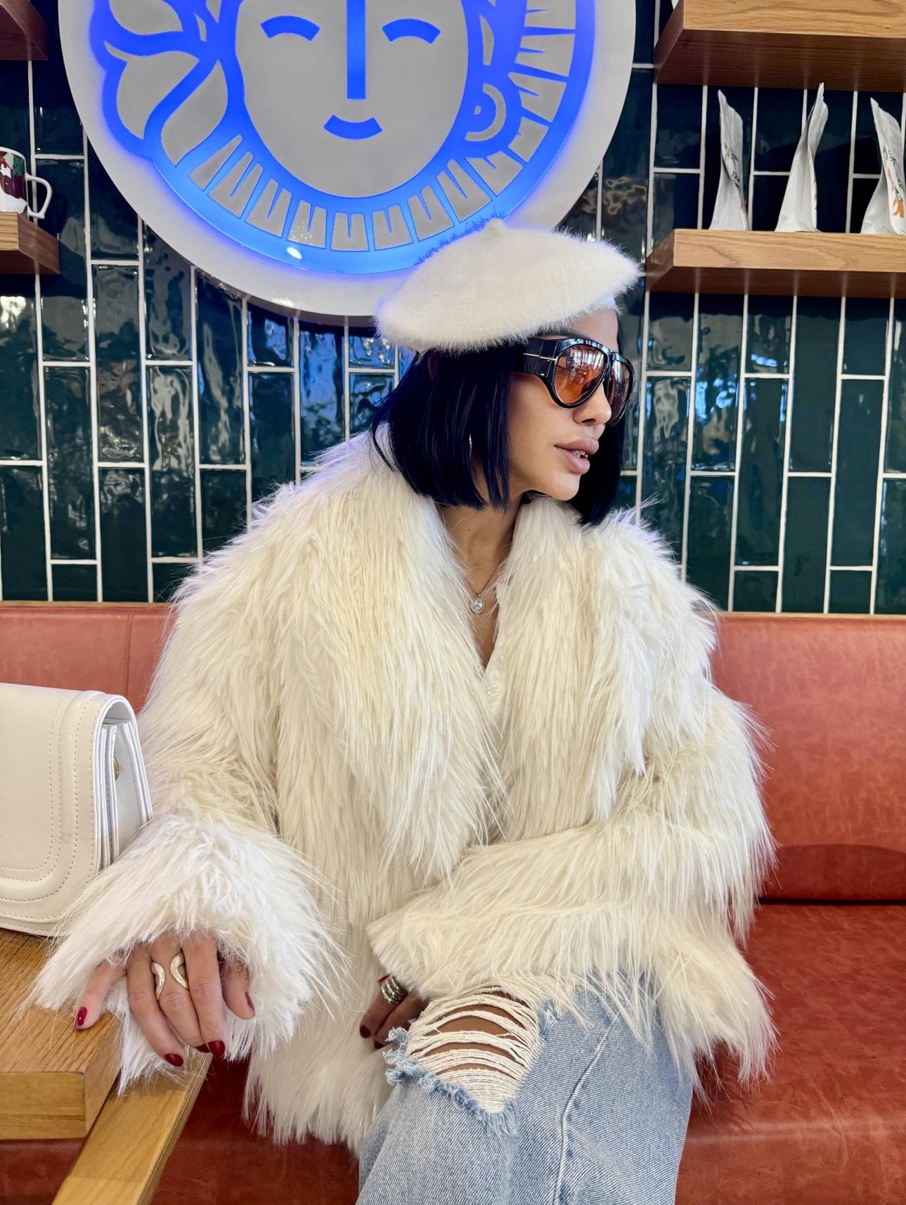 Geniş Yaka Kısa Kürk