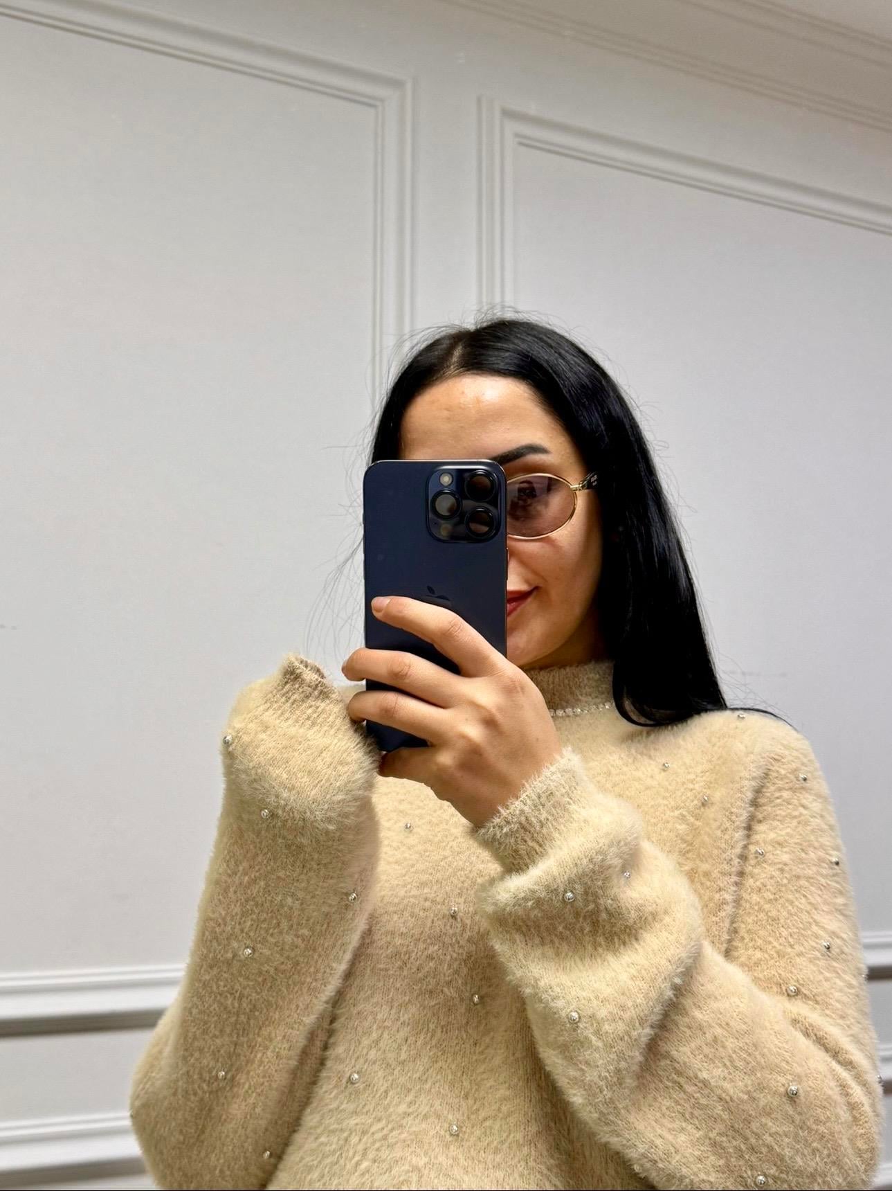 Gümüş Taş Detaylı Kazak