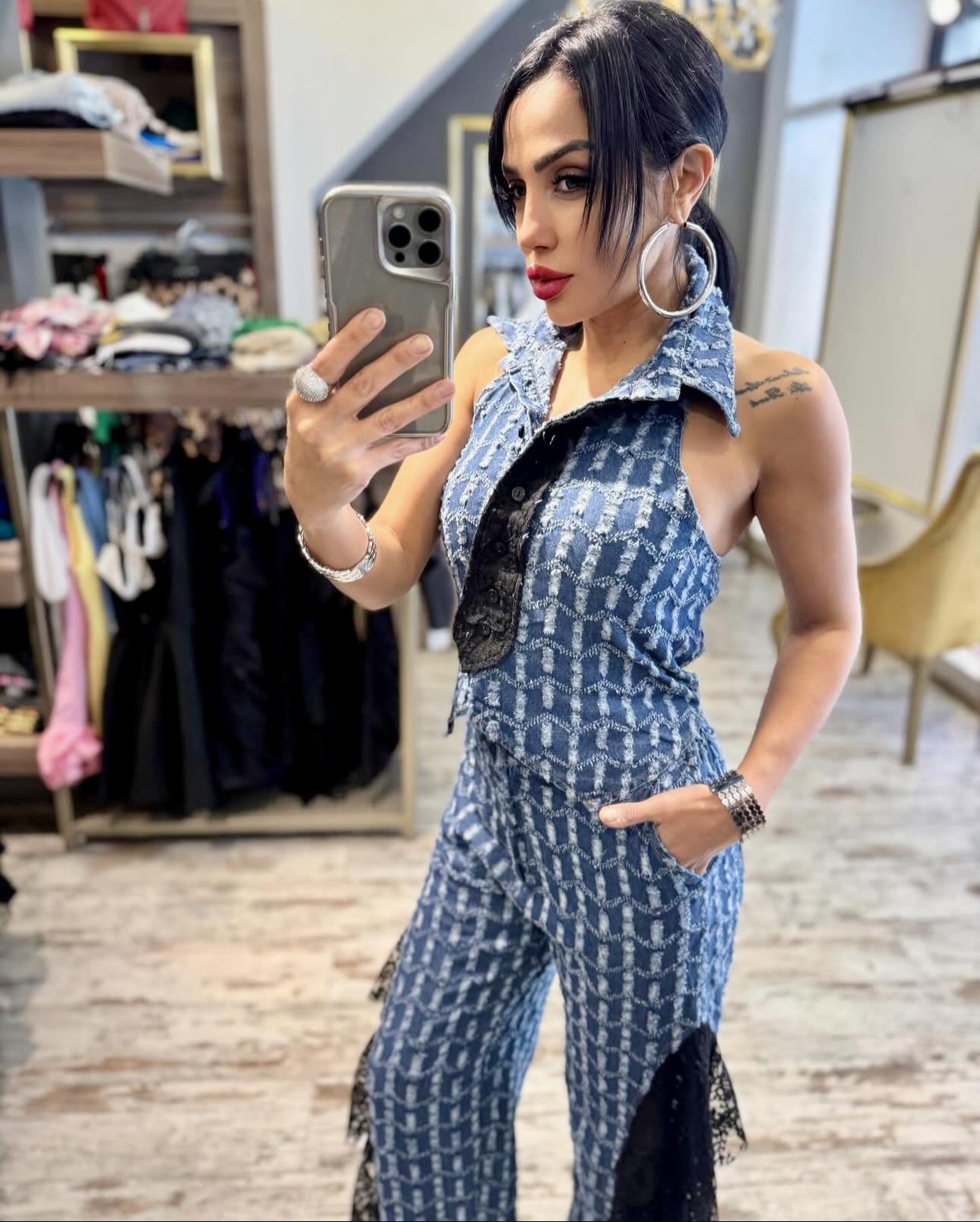 H4 Style Dokulu Bluz