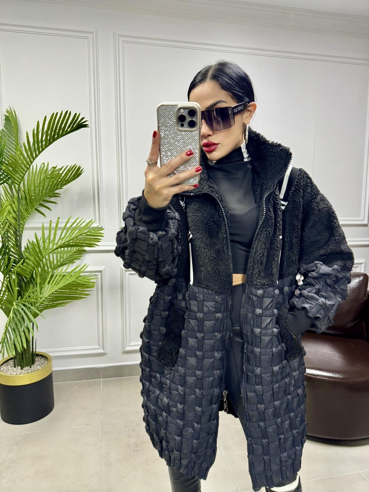 H4 Style Peluş Detay Trençkot