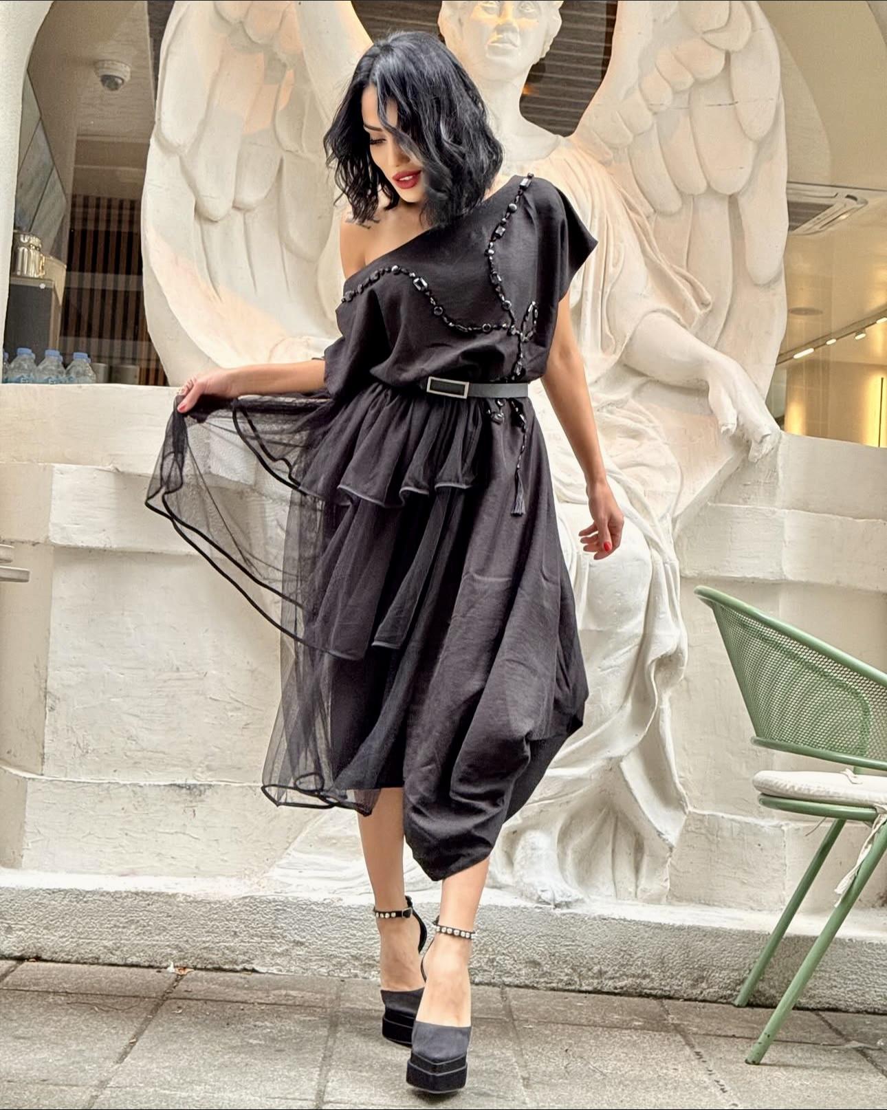 H4 Style Taşlı Elbise