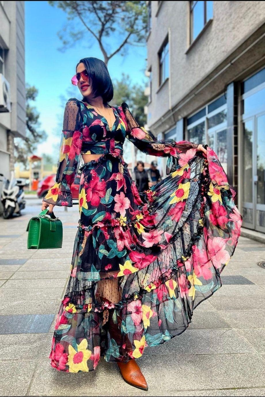 İthal Çiçekli Şifon Elbise