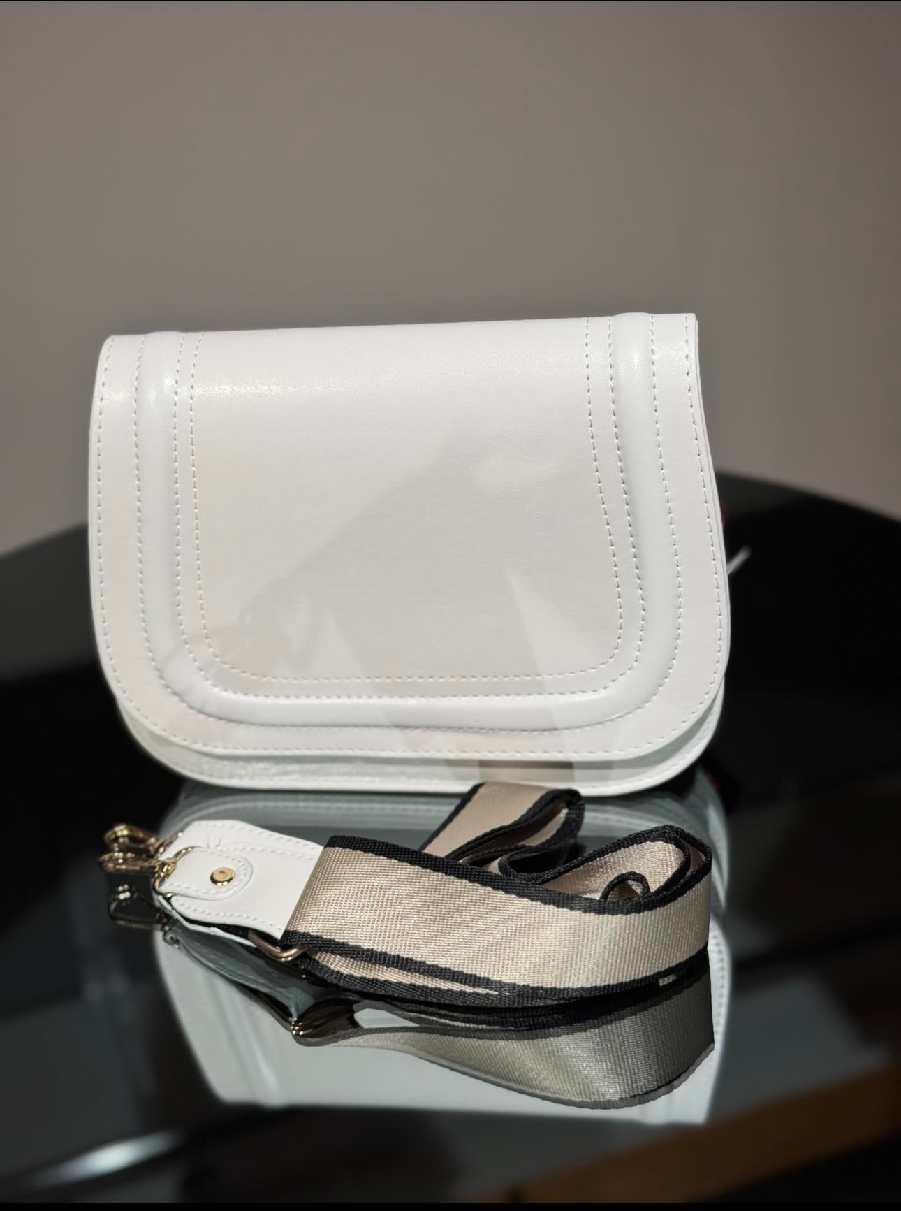 Kapaklı Baget Çanta