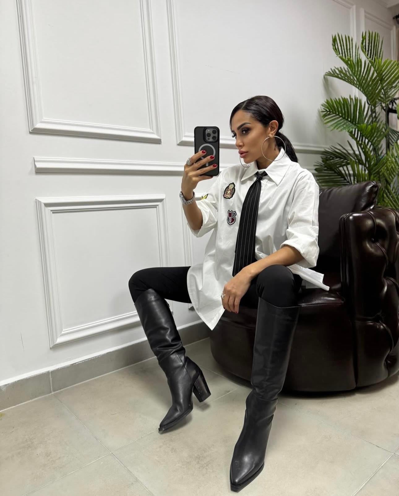 Keten Kravatlı Gömlek