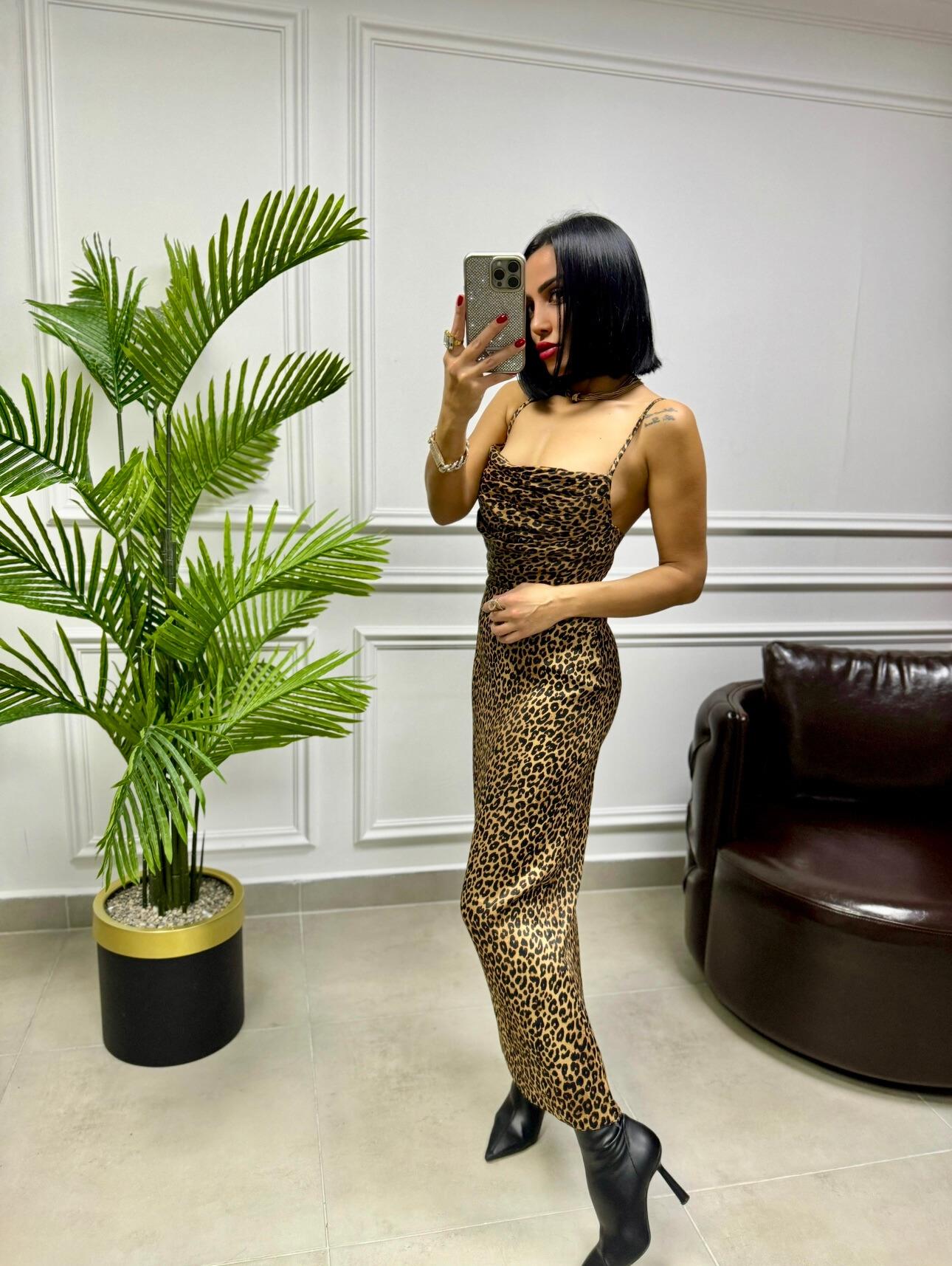 Sırt Detay Leopar Elbise