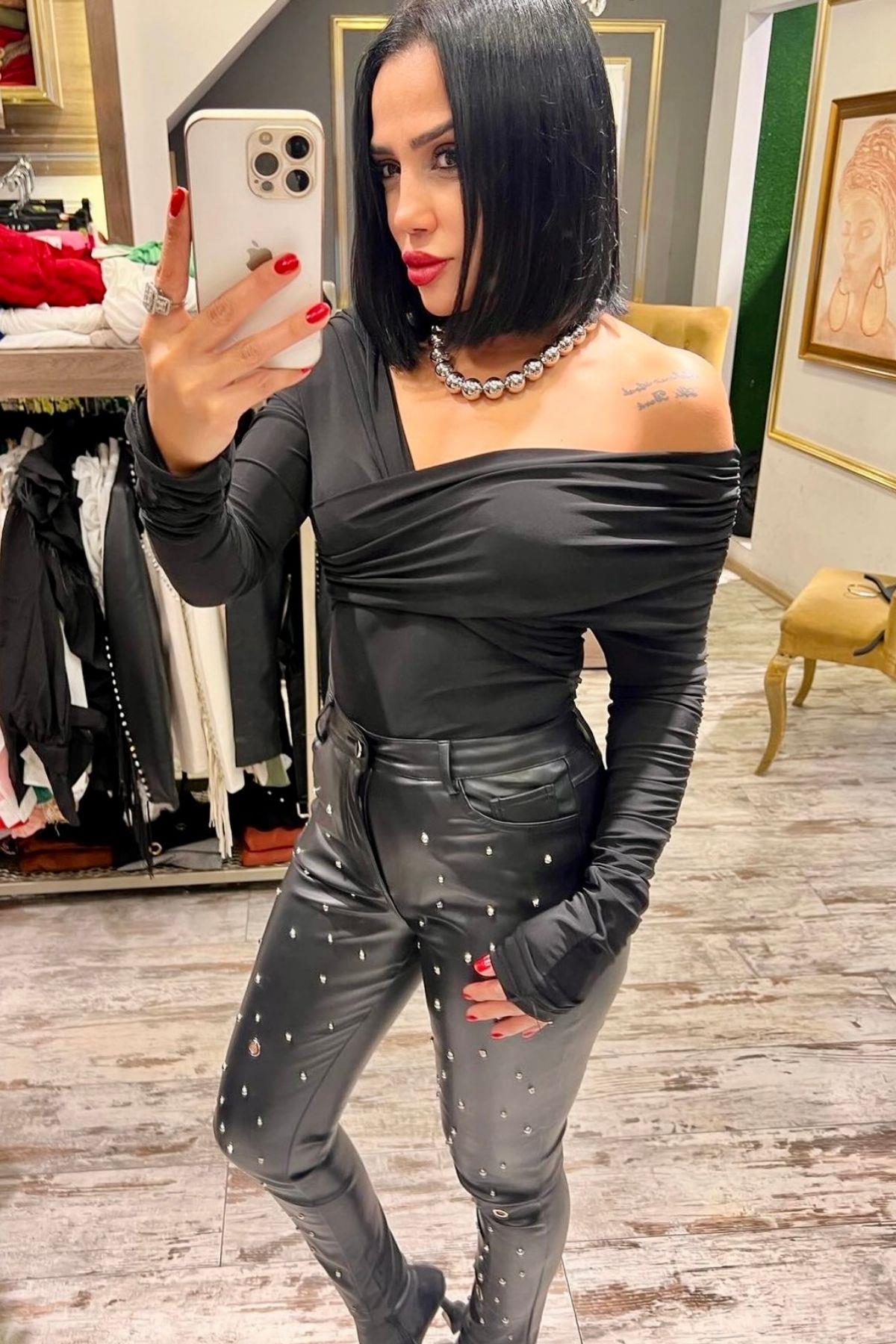 Zıbınlı Bluz Siyah