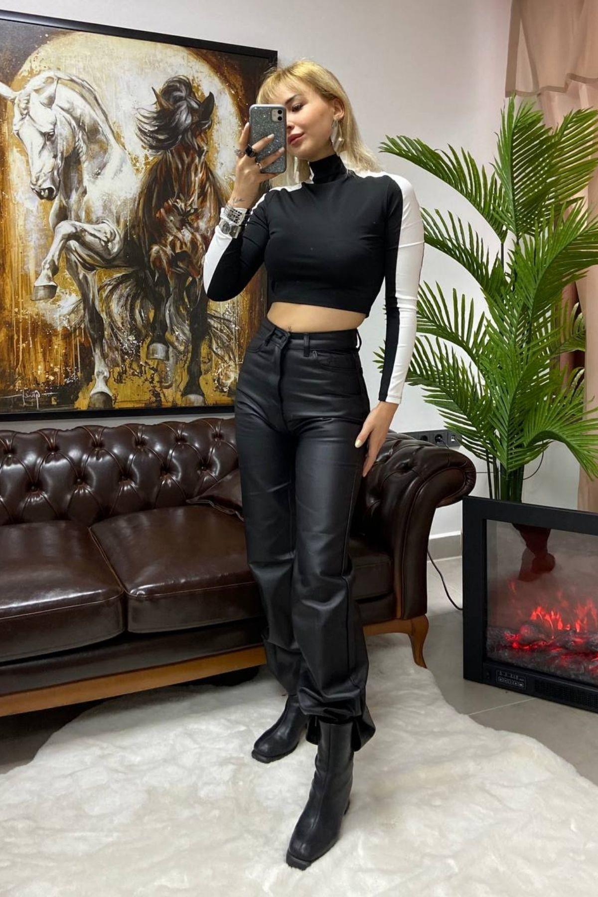 Beyaz Şeritli Dik Yaka Crop