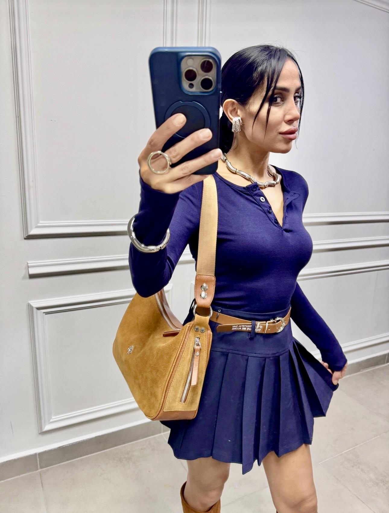 Bisiklet Yaka Düğmeli Bluz