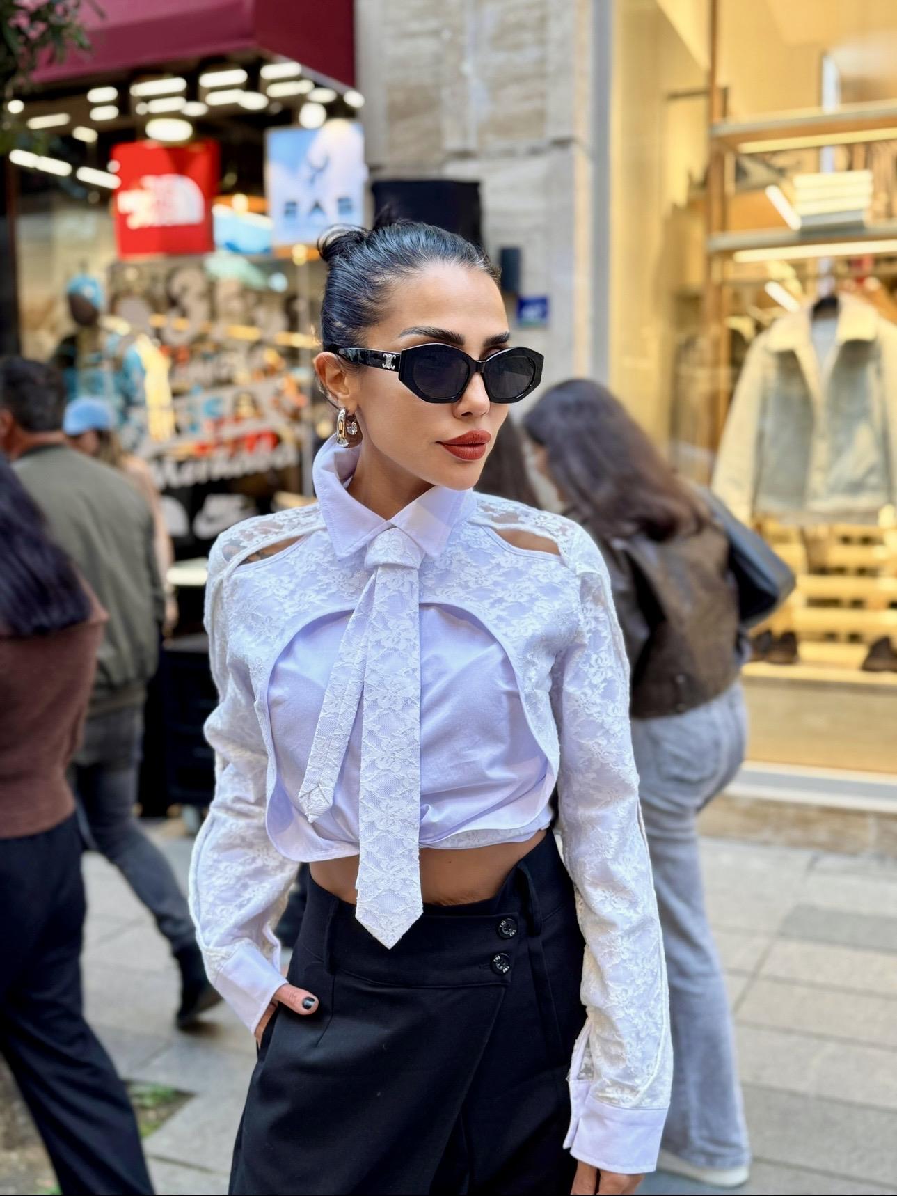 Güpürlü Kravatlı Gömlek