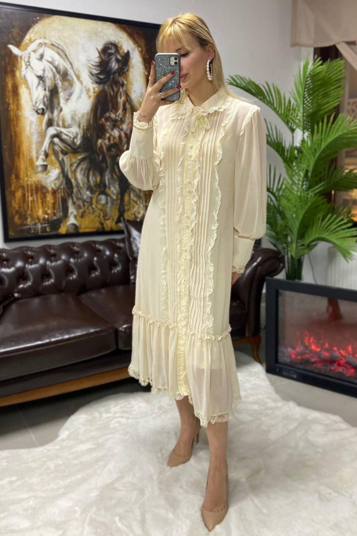 İthal İnci Düğmeli Elbise