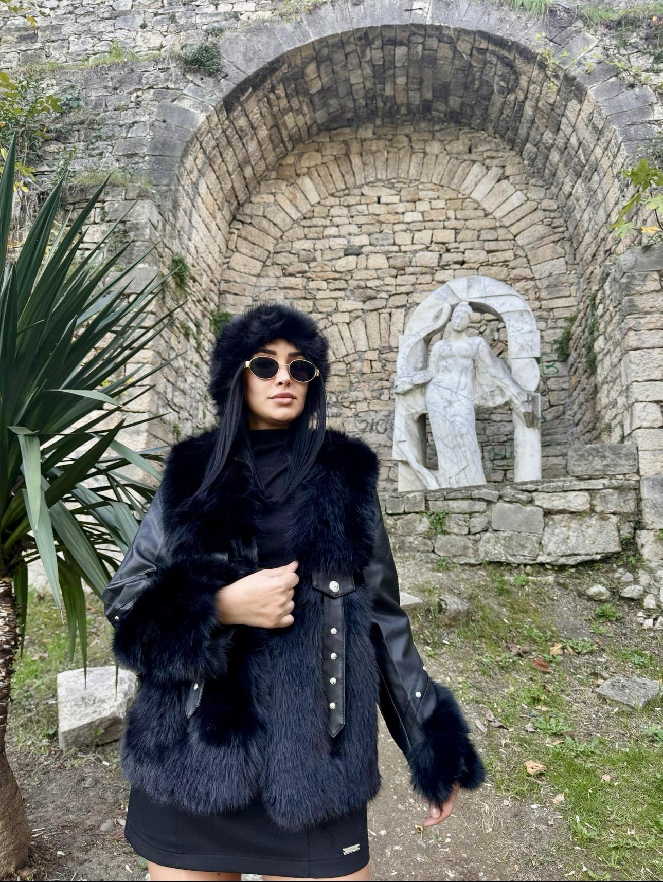 İthal Kısa Kürklü Mont