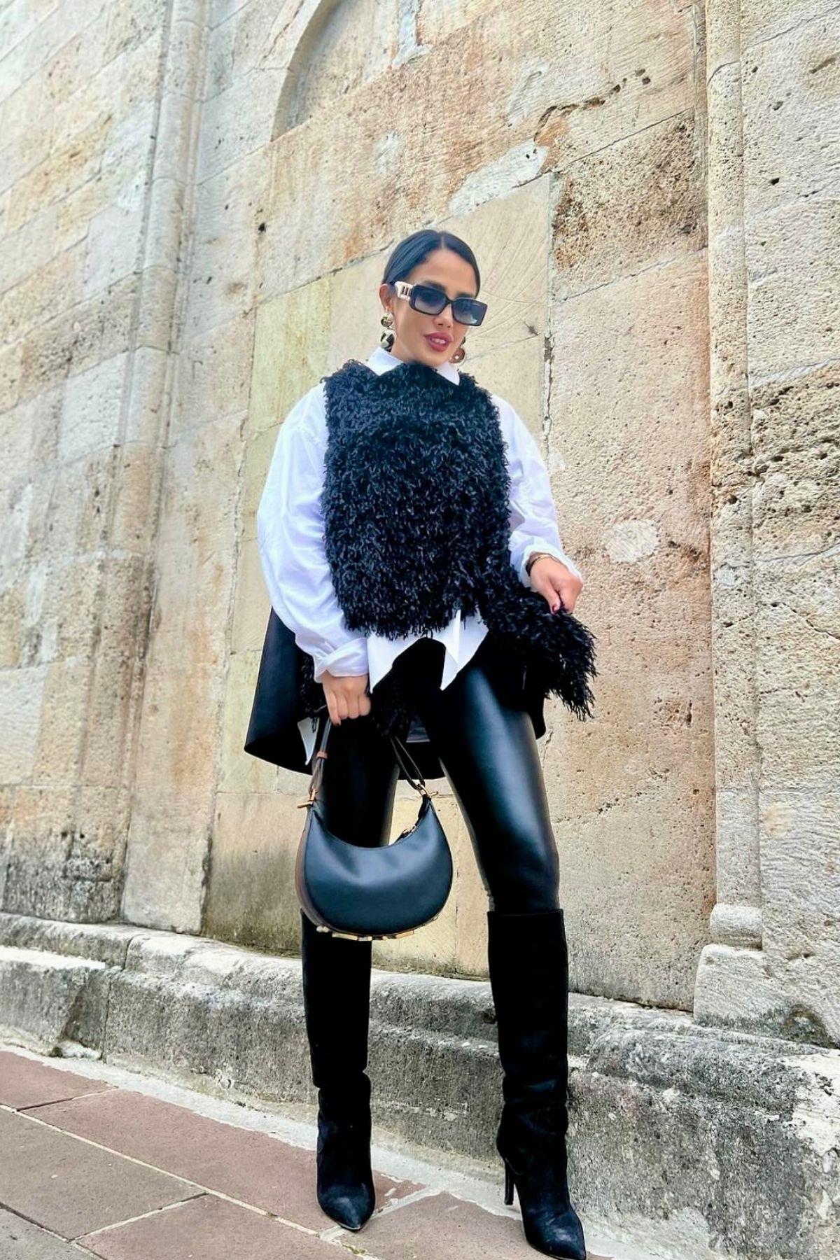 İthal Peluş Tunik Siyah