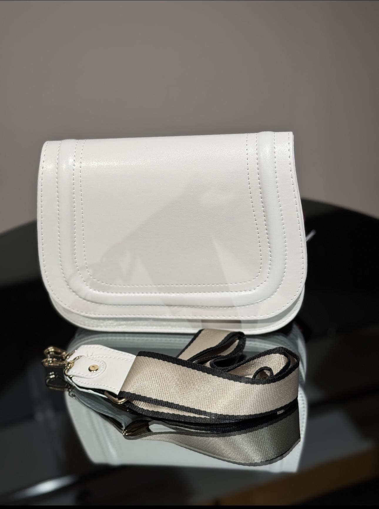 Kapaklı Baget Çanta