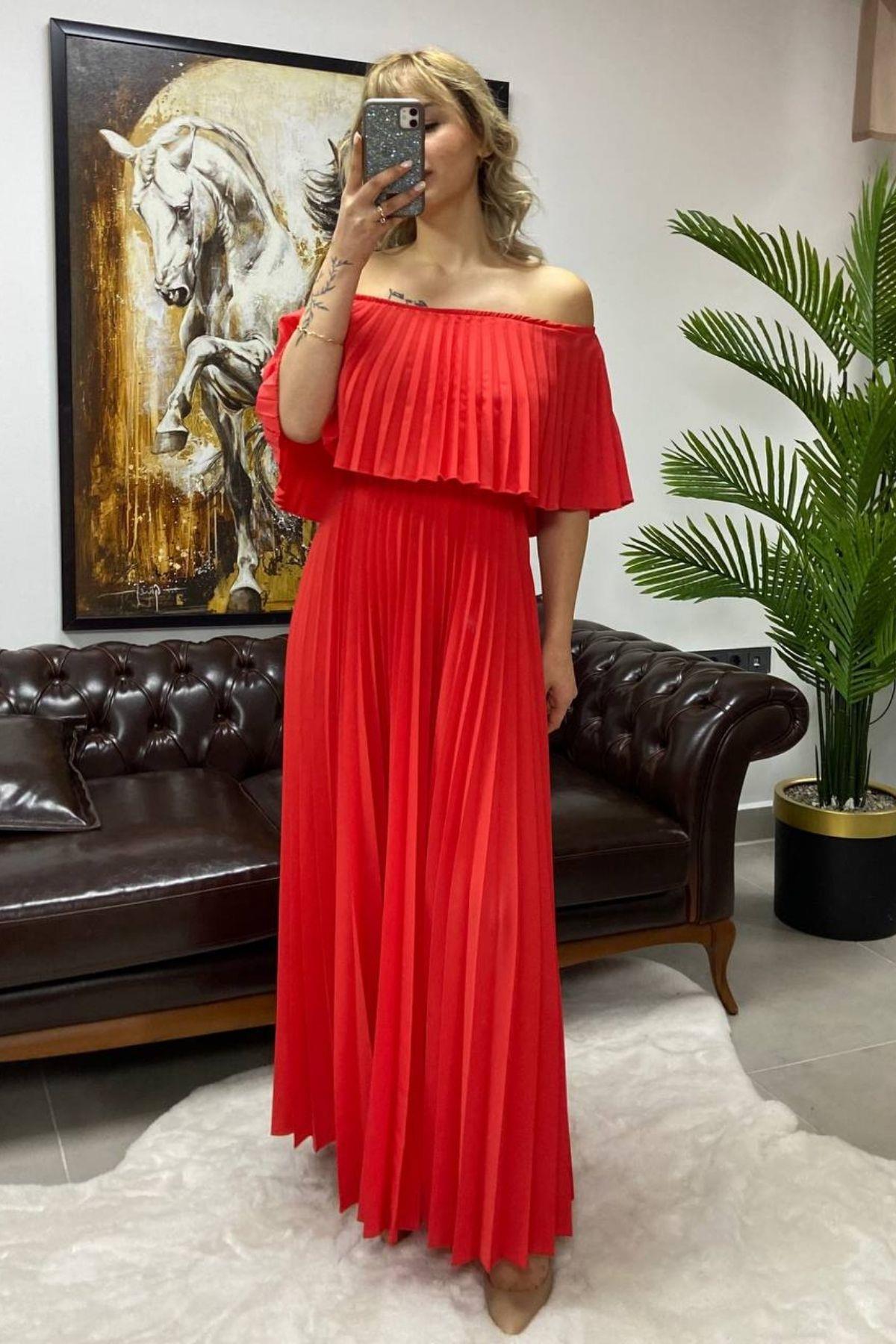 Kayık Yaka Elbise Nar Çiçeği