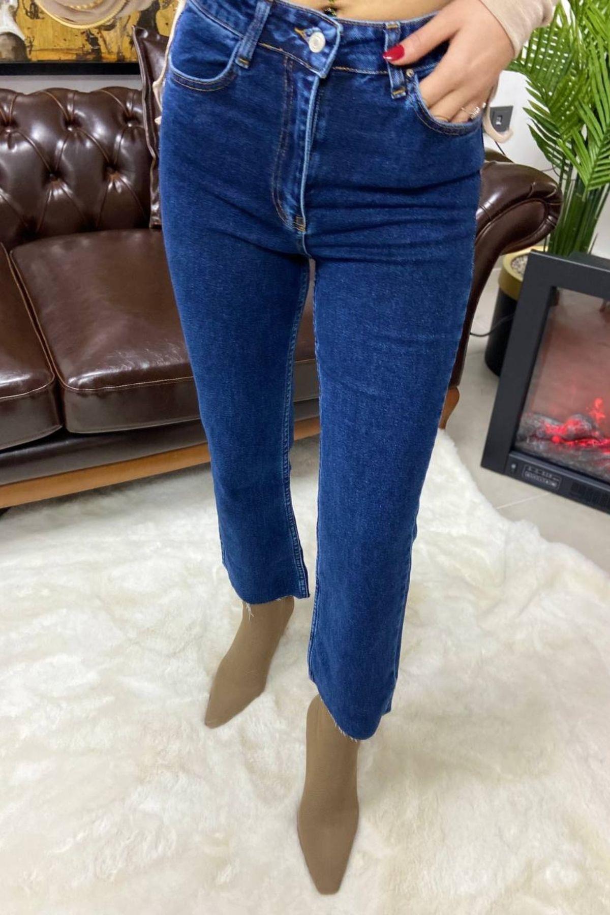 Kesik Paça Likralı Denim Lacivert