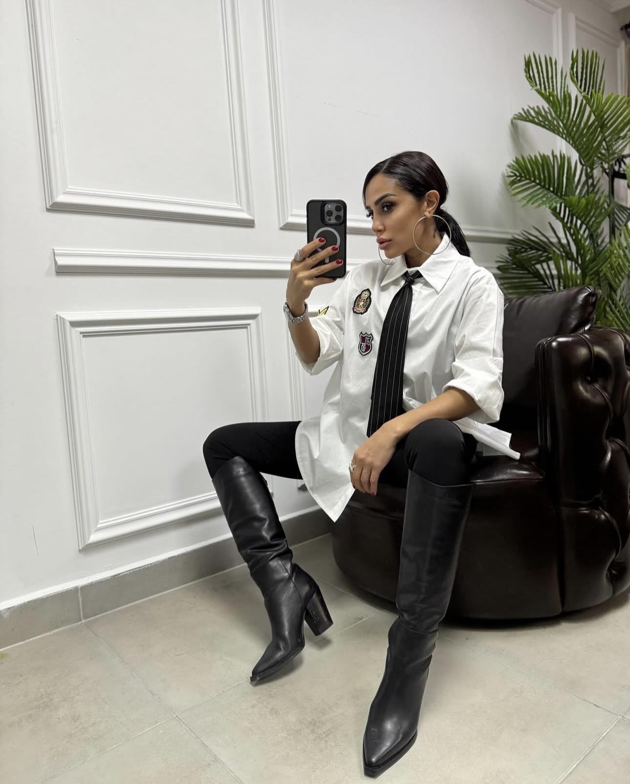 Keten Kravatlı Gömlek