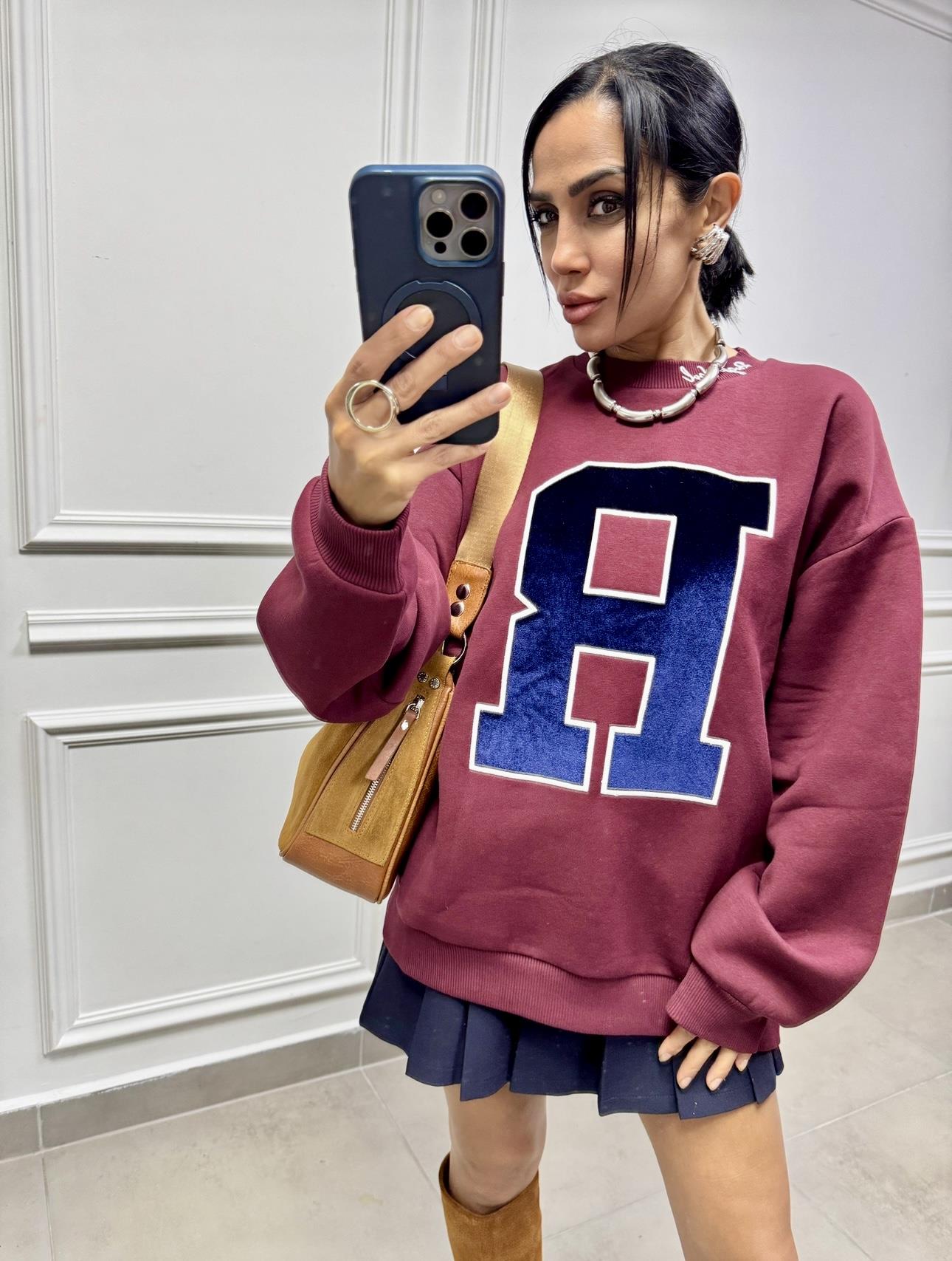 R Desing Sweatshirt