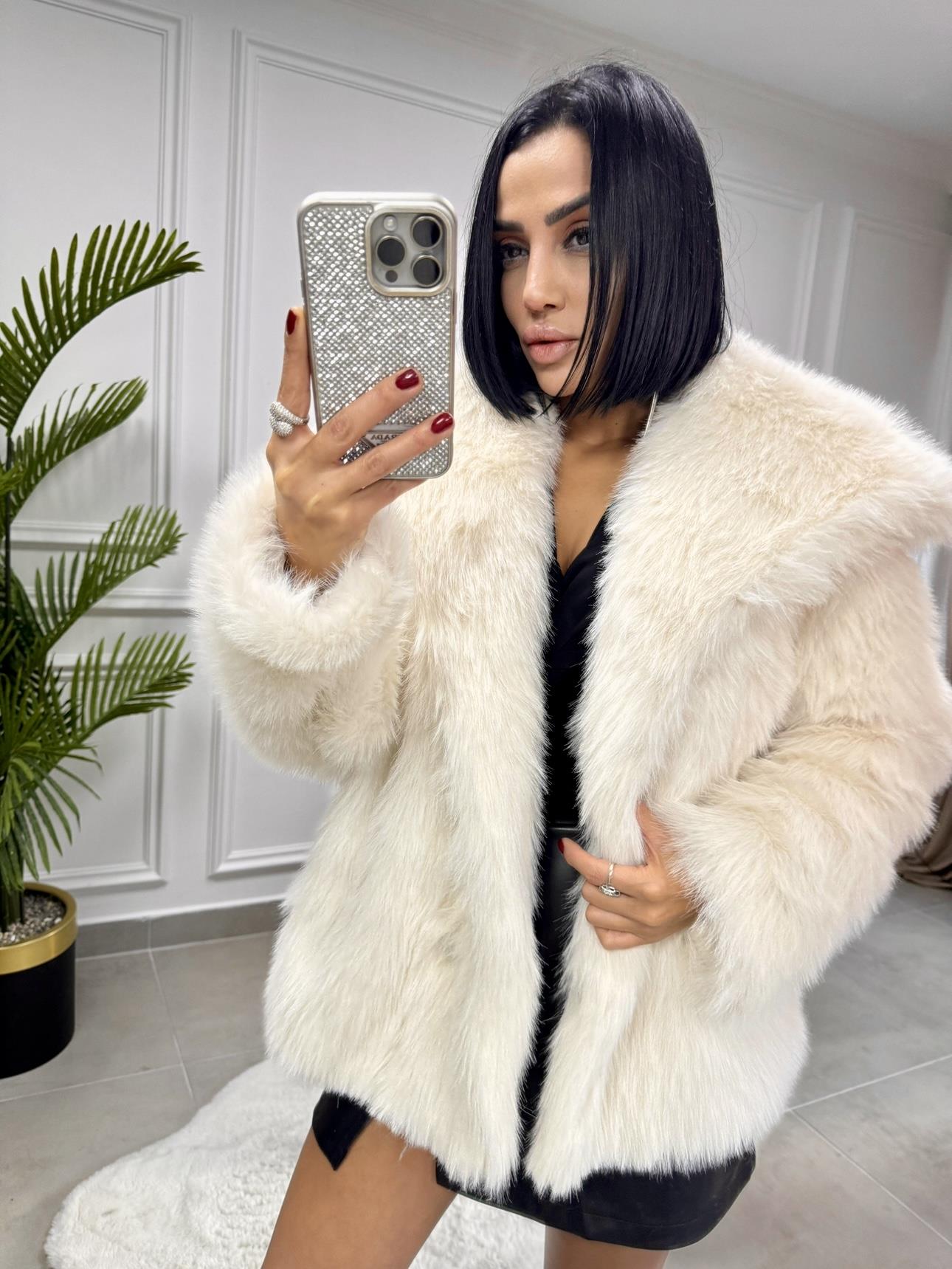 Vatkalı Kürklü Manto