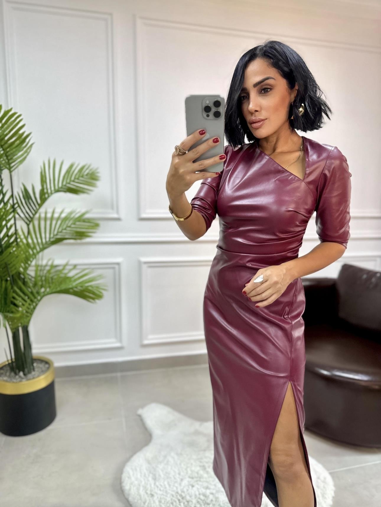 Yaka Detay Deri Elbise