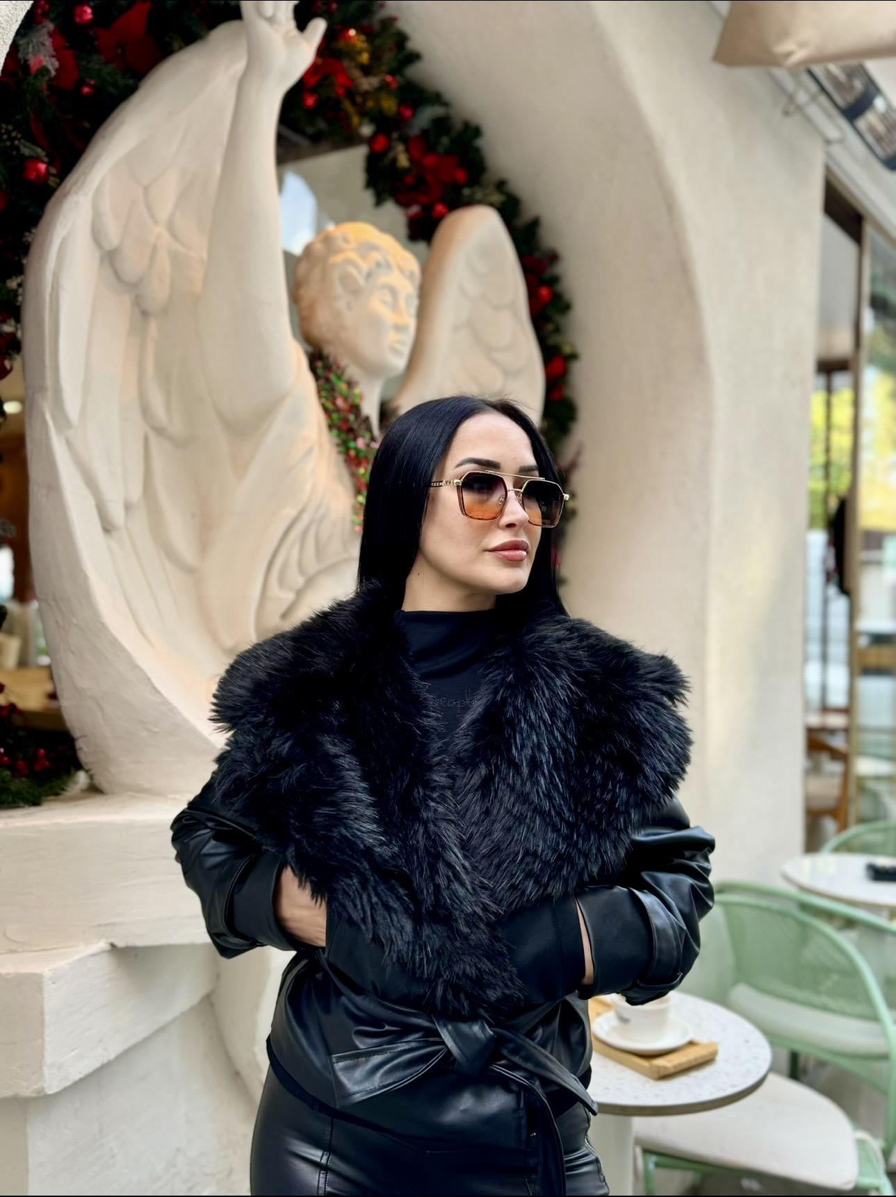 Yaka Kürklü Deri Ceket