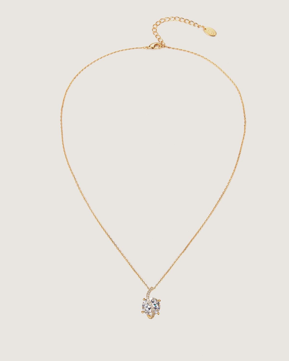 Altın Işıltı Kolye