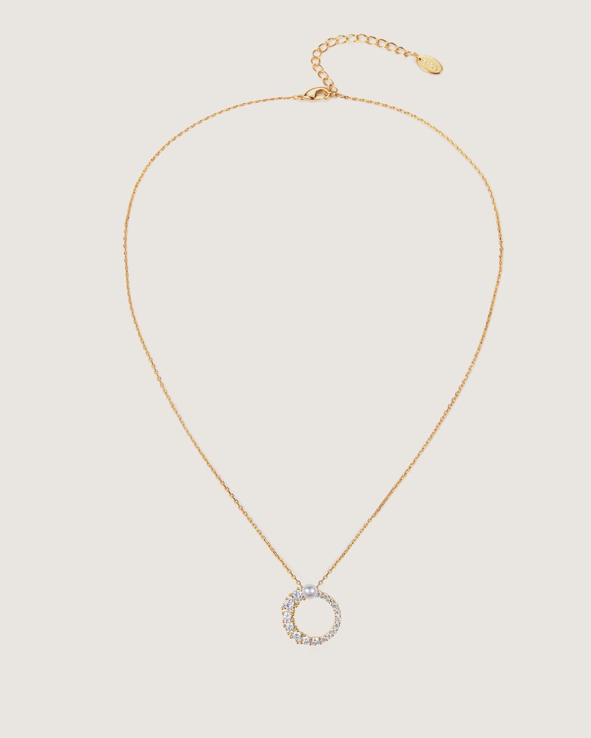 Altın Işıltı Kolye