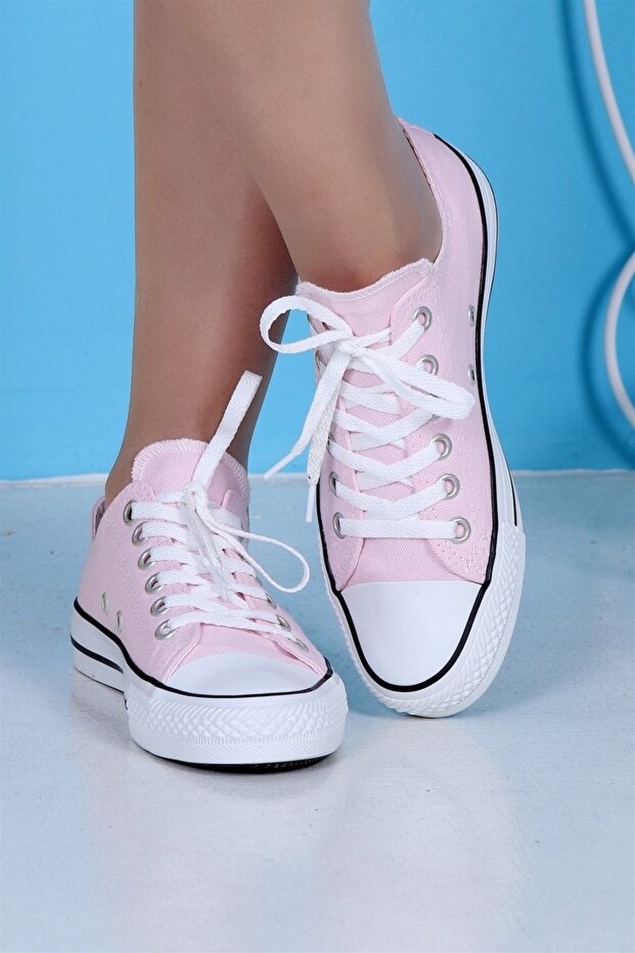 Unisex Pembe Kanvas Bağcıklı Spor Ayakkabı